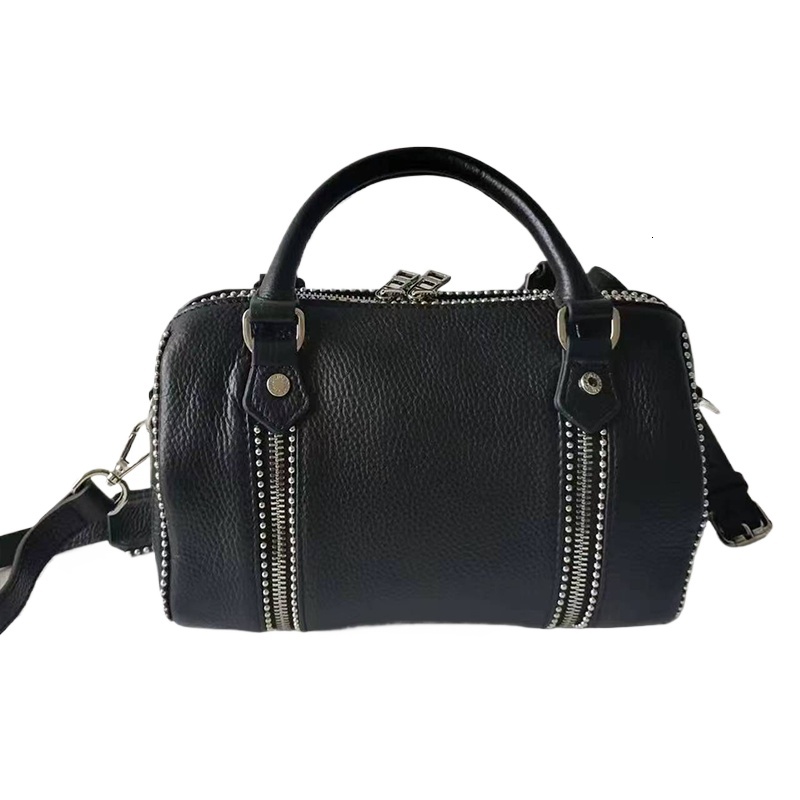 2025 New Women Shoulder Design Stylish Ladies Crossbody High Quality Vintage Chain Envelope Bag