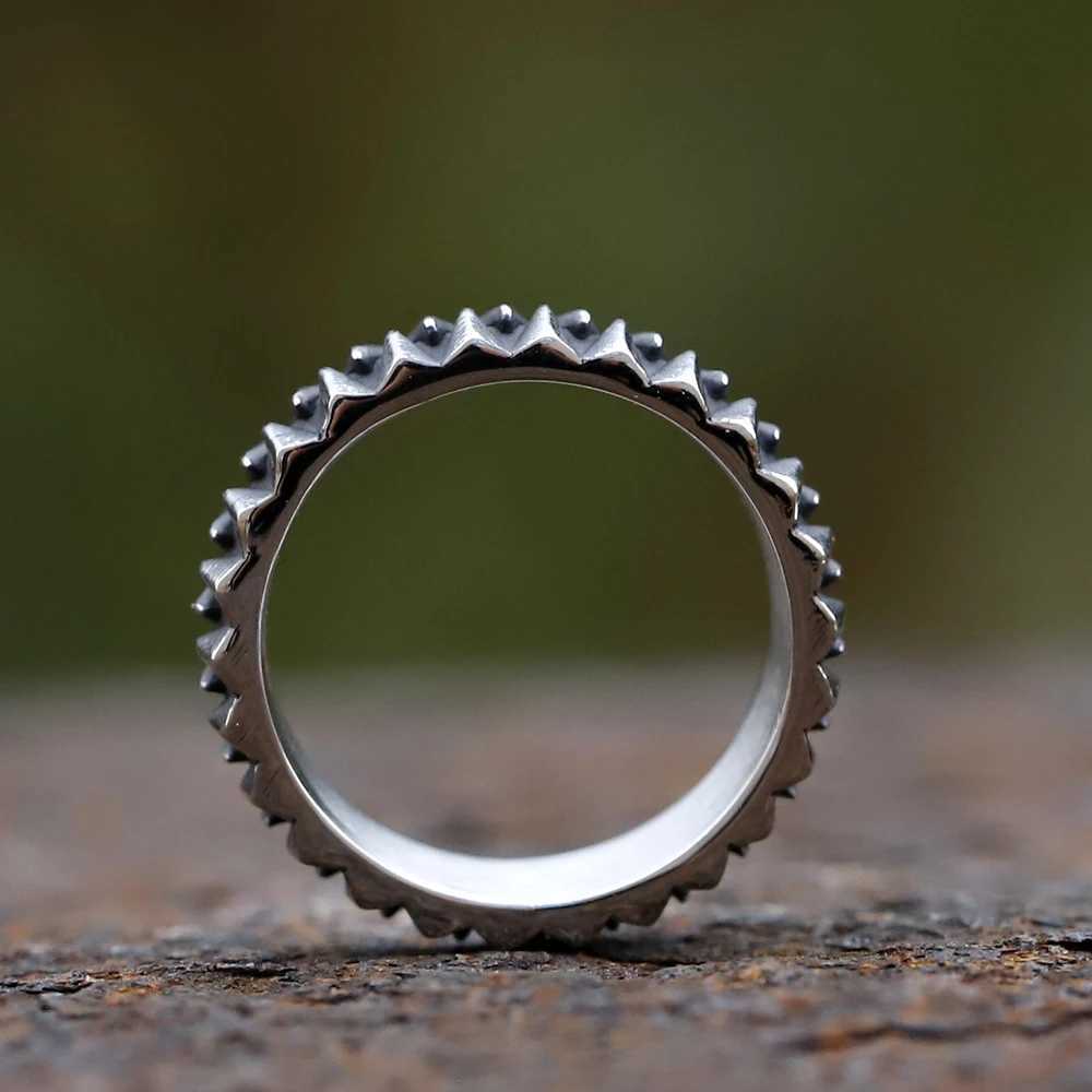 Fashion 2024 New 316L Stainless Steel Enagagement Retro gear Ring For Man Women Personality Jewelry Teenagers GiftXJ250219