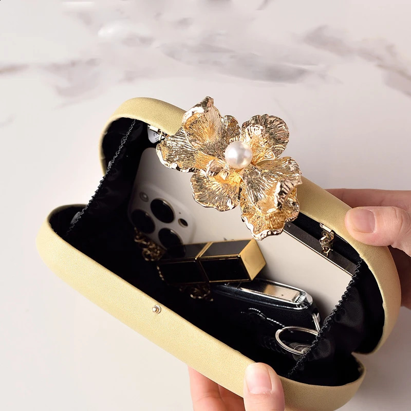 dinner bag Metallic flower embellished clutch Party gift wedding ladies evening gown shoulder 250218