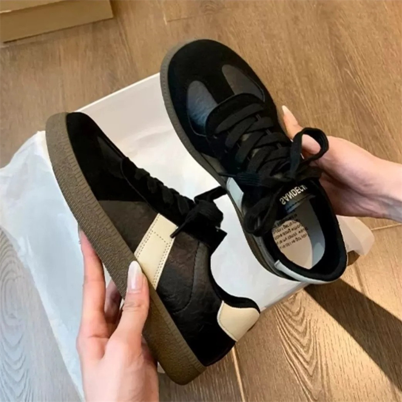 Free shipping designer Casual Shoes for woman 2025 Early Spring New Collection vintage Sport outdoor shoes