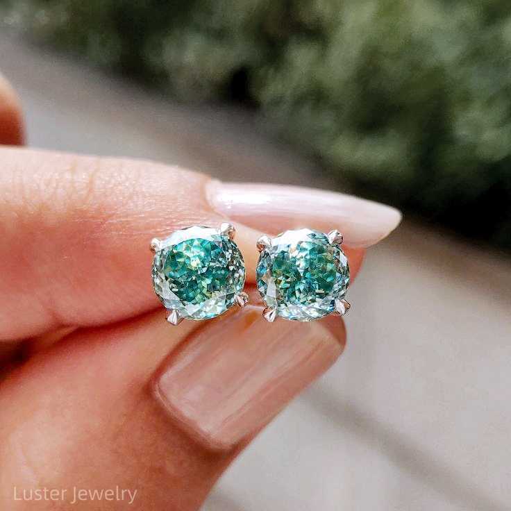 Luster Jewelry 10/14K Gold Green Diamond VVS Moissanite Stud Earrings 925 Sterling Silver for Women
