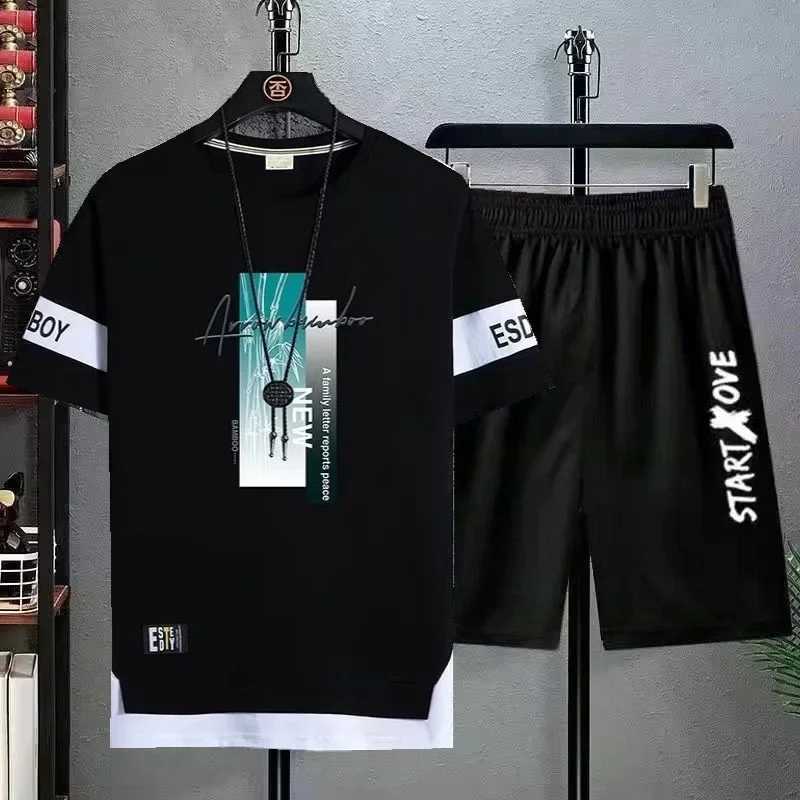 T-Shirt for Men Set Black White Sports T-shirt Shorts Two Piece Casual Set Mens Fashion Trend Short Sleeve Tshirt PrintedXJ250218