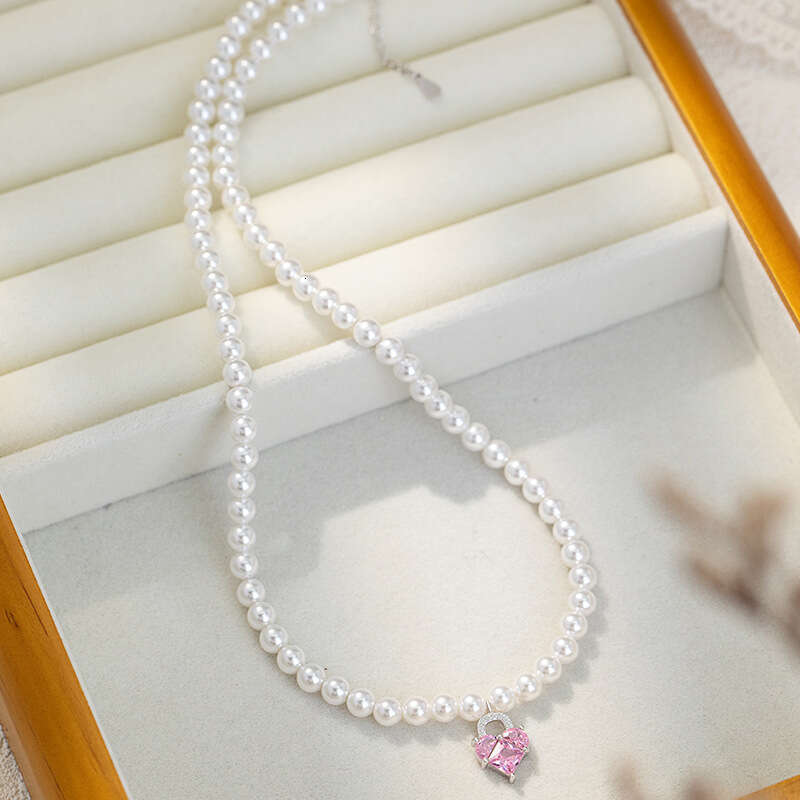 Love pure sier Shijia pearl necklace for women, light and sweet style, pink zircon collarbone chain, ins lock head pendant