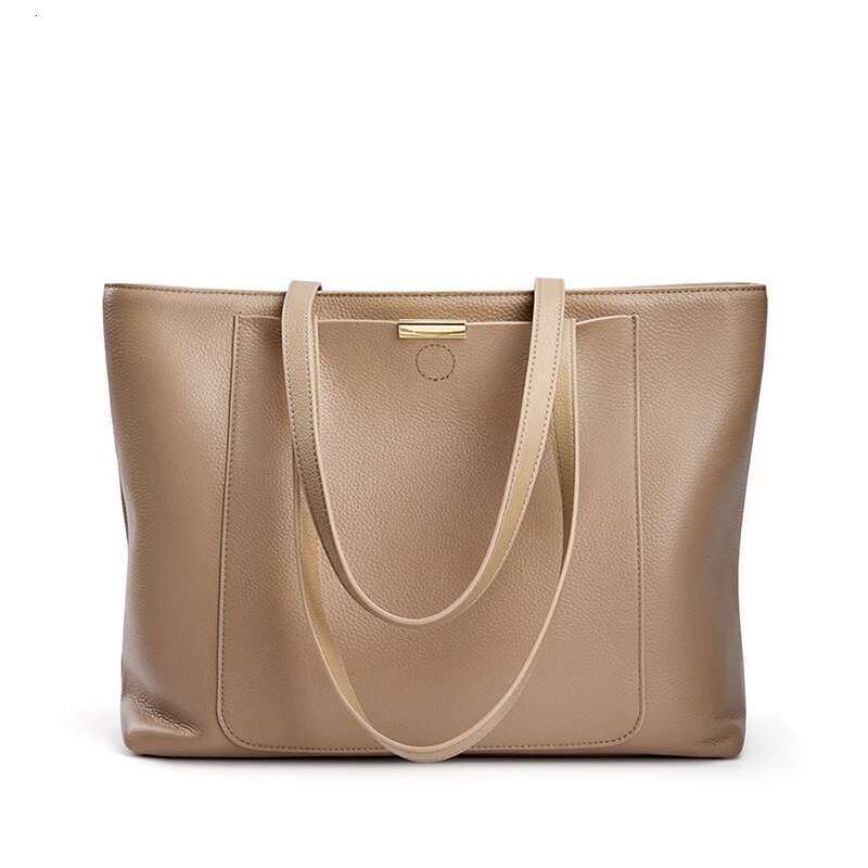 Women's Large Capacity Shoulder Bag High-End Ladies Genuine Leather Commuter Shopper Bags High Quality Handbag Big Tote