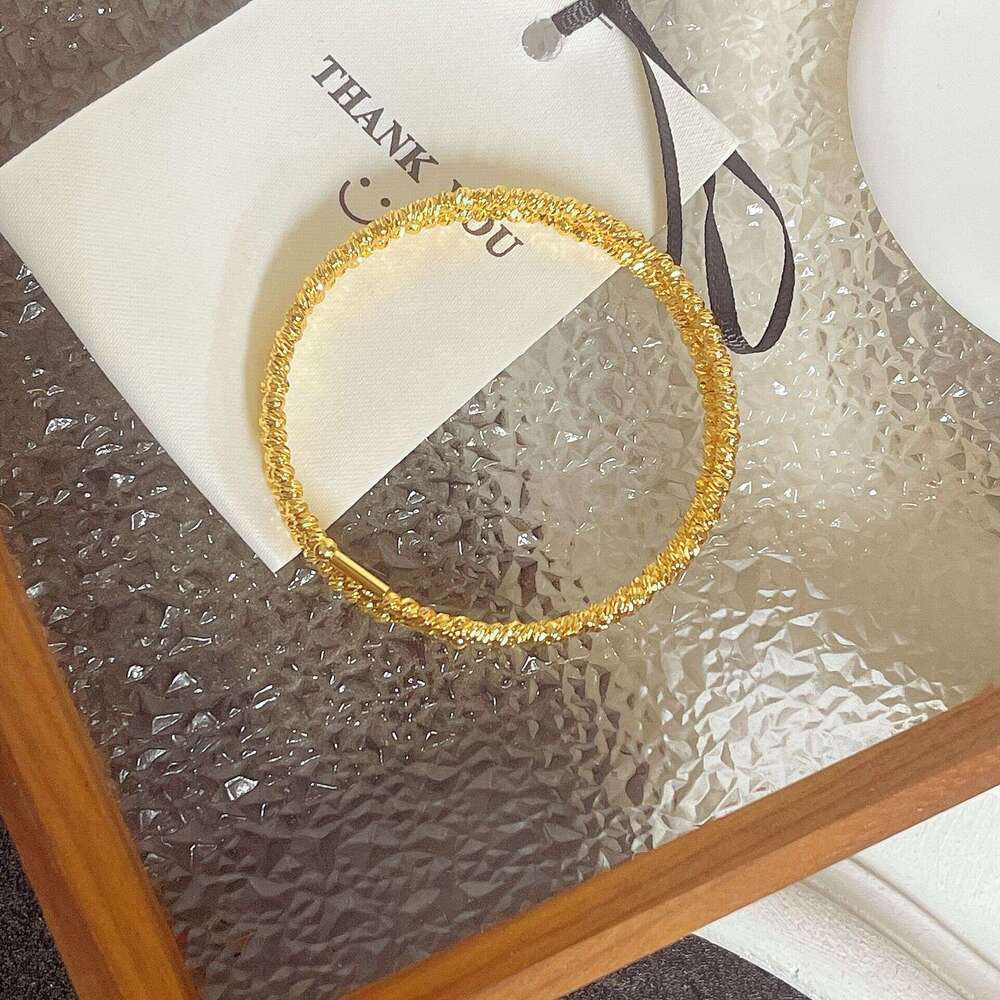 French metallic high-end gold bouncing ball three circle with a feminine temperament, light , fashionable and versatile foreign style bracelet