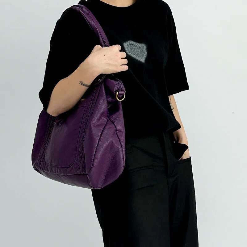 Moto & Biker Tote Bags For Women Designer Handbags And Purse 2023 New In Vintage Large Capacity Travel Shoulder Crossbody