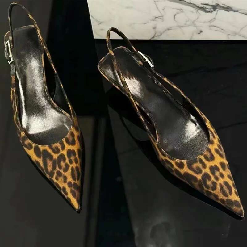 Pointed toe leopard women sgbacks low thin heels