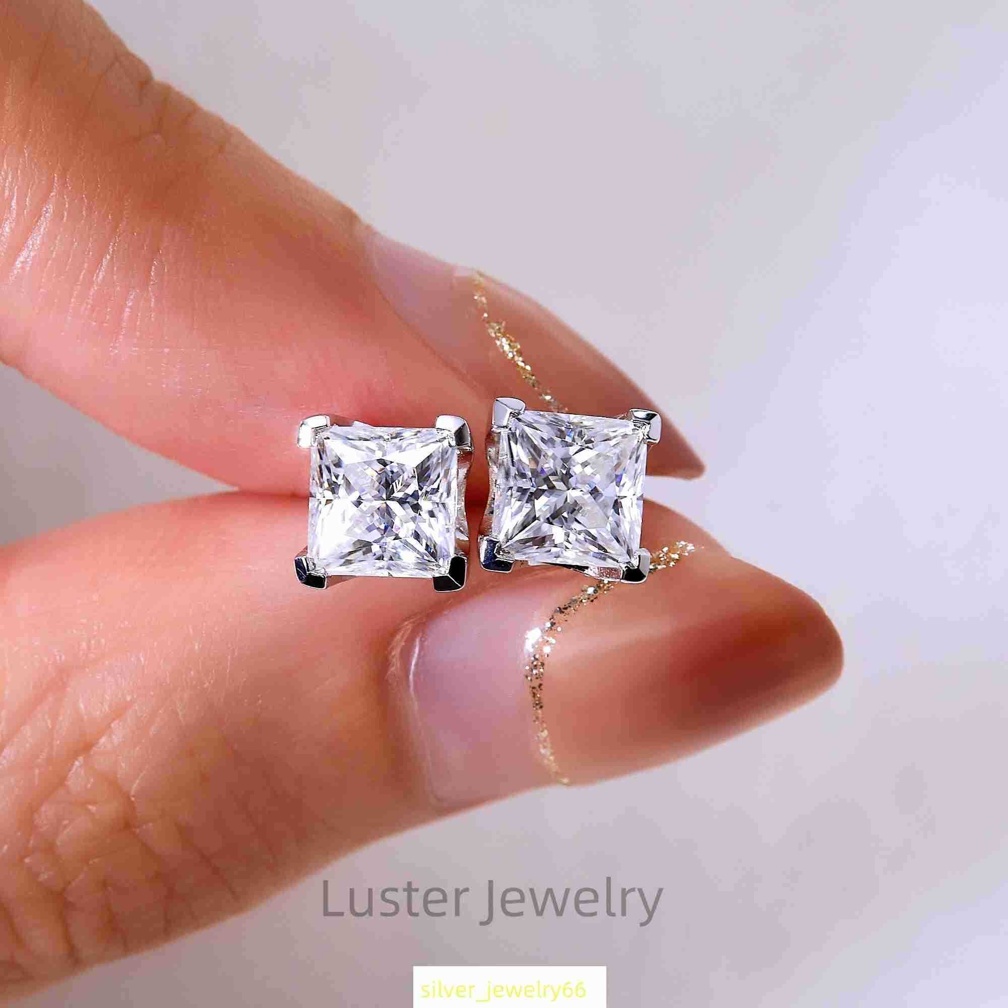 Luster Certified 925 Sterling Silver Moissanite Gemstone Earrings Four Prong 1ct Square Princess Cut Moissanite Stud Earrings