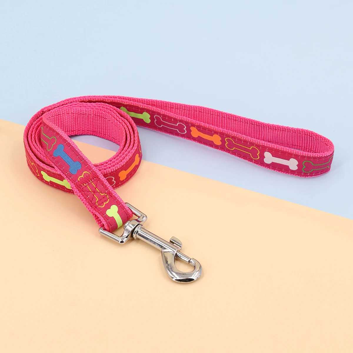 A cartoon bone dog leash for outdoor useXJ250218