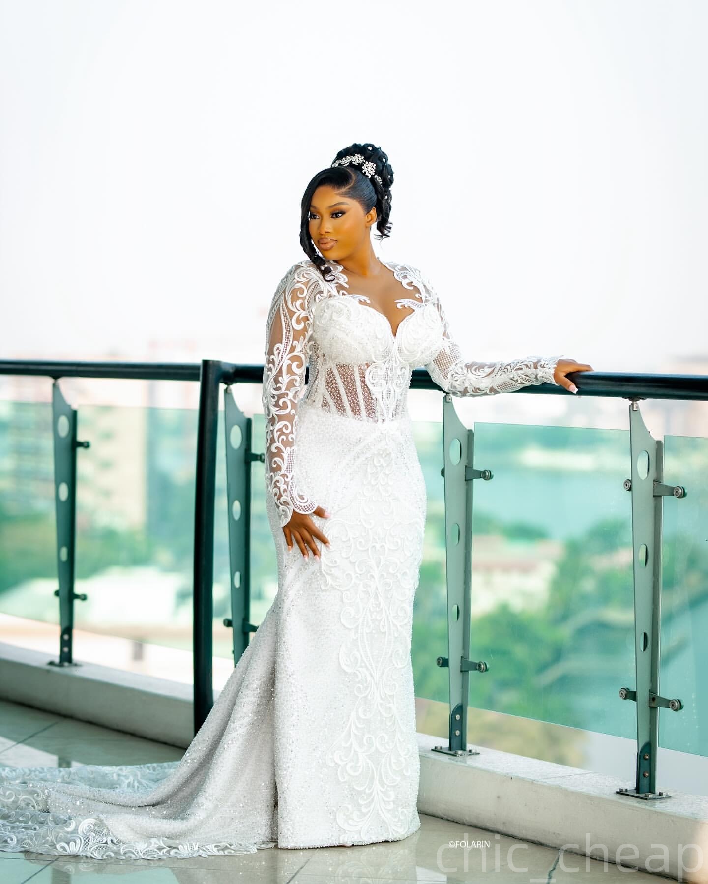 2025 Arabic Aso Ebi Plus Size Ivory Wedding Dress Sequined Full Sleeves Vintage Charming Bridal Gowns Dresses ZJ0466