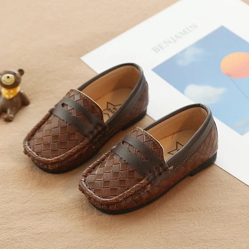 Toddler Moccasins Baby Boys Girls leather Shoes Vintage Fashion Soft Kids Loafers Children Flats Casual Boat Shoes Party Loafers 250219