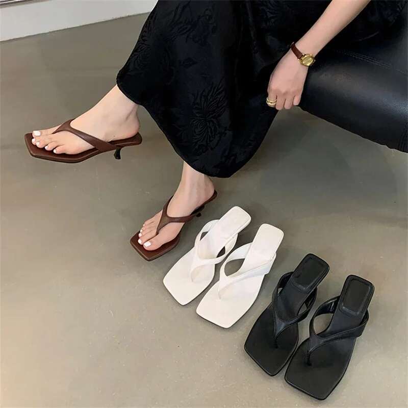 Summer Fashion Open Toe Clip-On Slippers Slides Low Heels Beach Sandals Ladies Flip-ps Mules Shoes