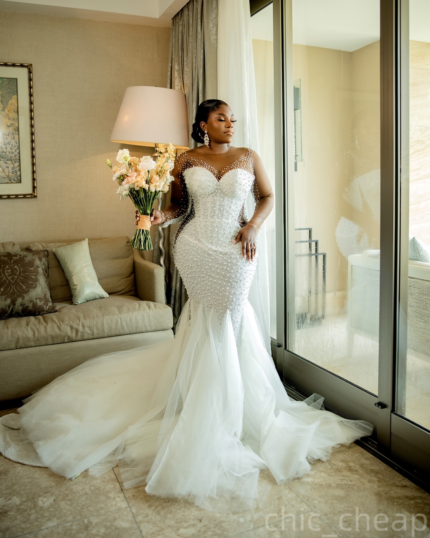 2025 Arabic Aso Ebi Plus Size Ivory Wedding Dress Pearls Beaded Full Sleeves Sheer Neck Tulle Bridal Gowns Dresses ZJ566