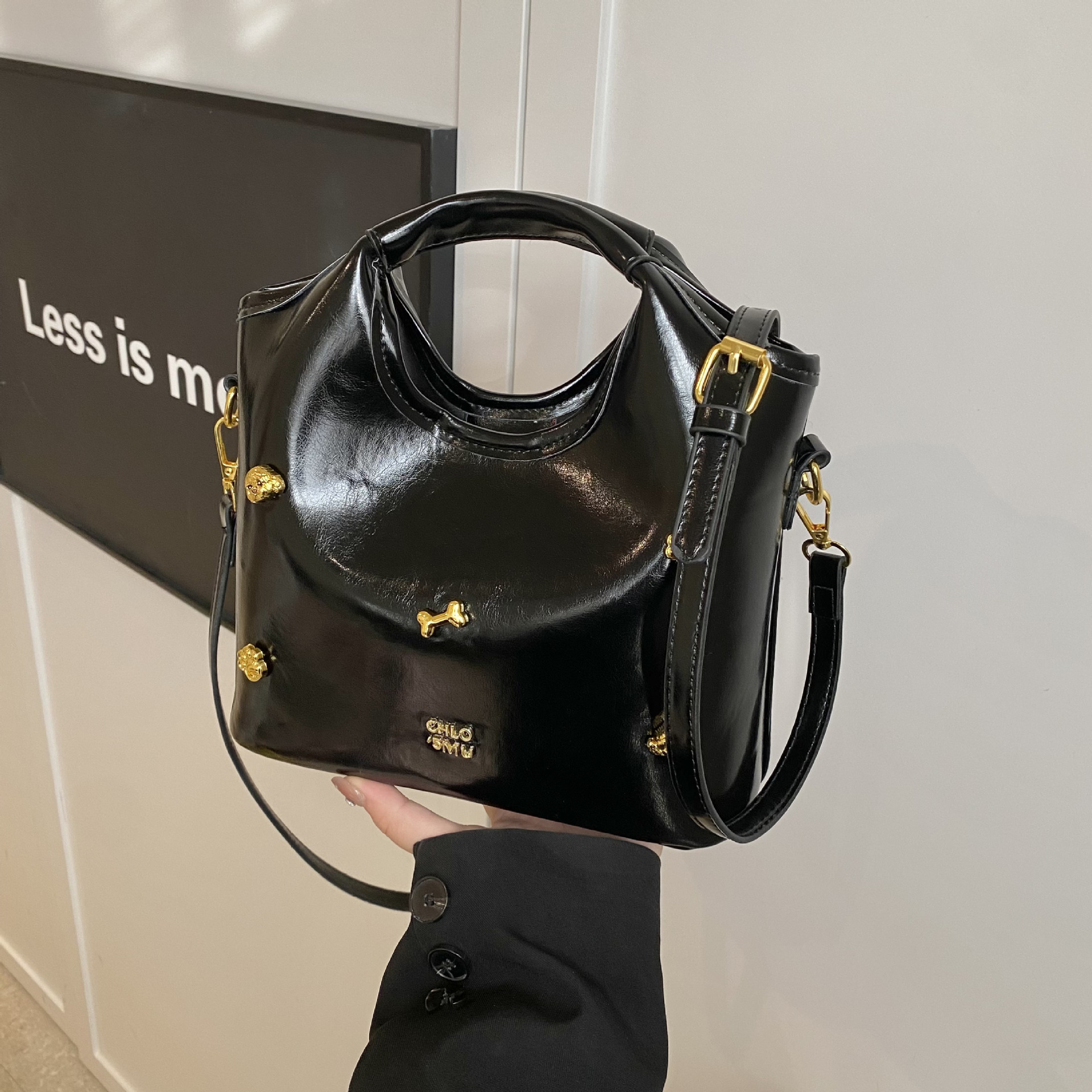 Casual versatile crossbody bag for women in autumn winter 2025, new trendy and fashionable hand-held bucket bag, small outdoor handbag #swissmilitary