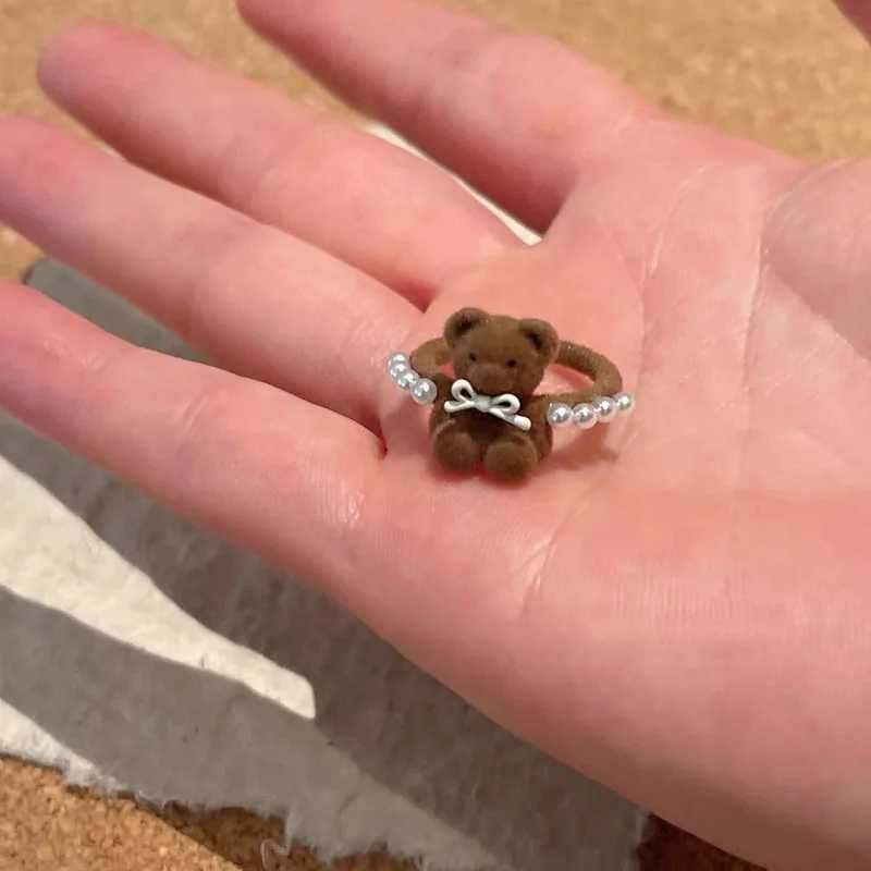 Cute Sweet Brown Plush Little Bear Rings for Women Girls Fashion Imitation Pearl Bow Opening Rings Good Friend Jewelry GiftsXJ250219