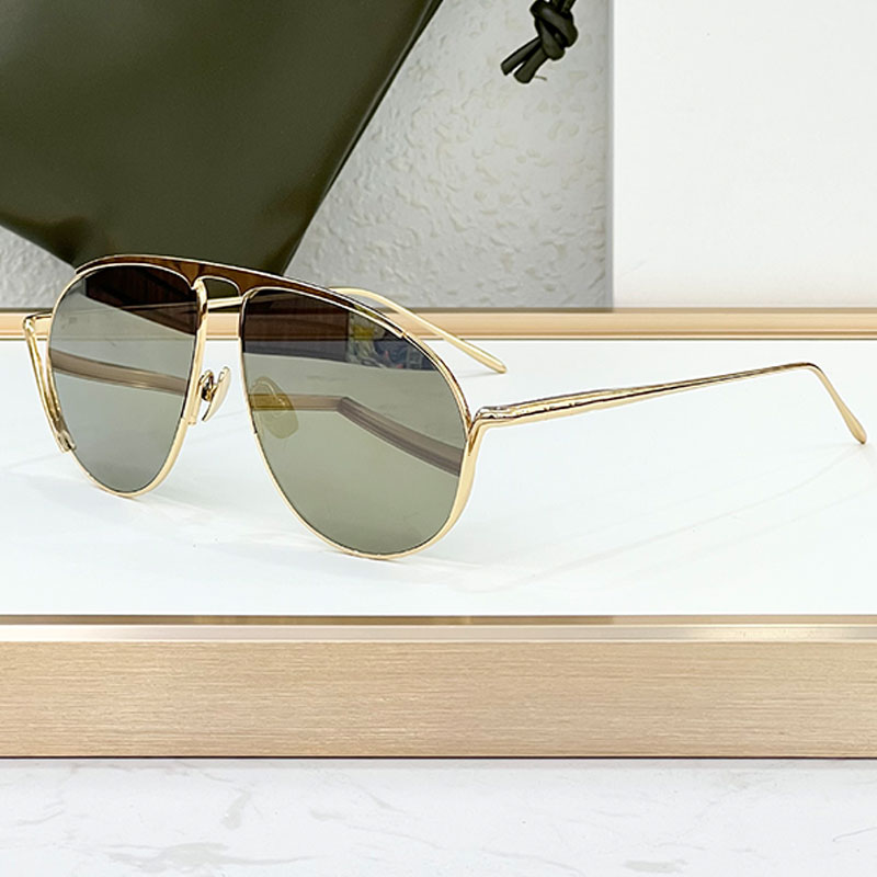 Lady New Metal Irregular Sunglasses Pilot Metal Butterfly Frame Unique Twisted Mirror Legs LW40168 Holiday Casual Sunglasses With Box