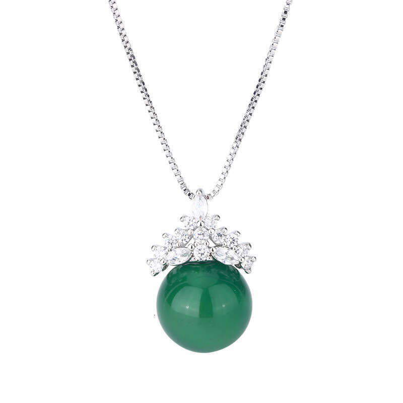 Autumn and Winter New Jewelry Set Jade Marrow Ice Queen S Sier Needle Earnail Clavicle Chain Light Versatile Women
