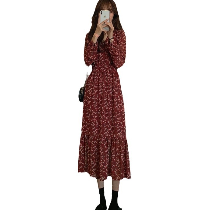 2025 Spring and Summer New French Style V-Neck Red Floral Print Dress for Women, Elegant Waist-Cinching and Slimming Long-Sleeve Undergarment Maxi Dre