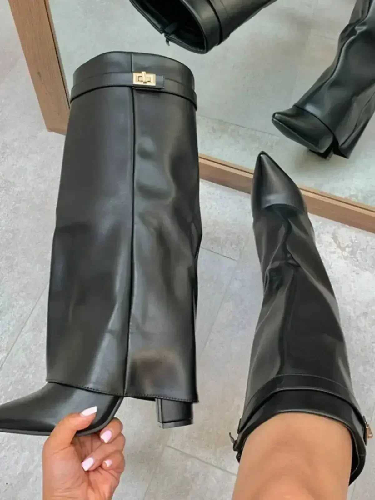 2024Autumn and Winter New Pointed Metal Buckle Knee High Womens Thick High-heeled Pants Fashionable Mid Leg Boots Z250218