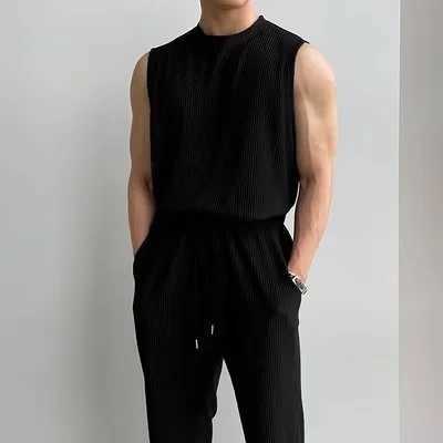 Ice Silk Mens Summer Ruffian Tracksuits Handsome Fashion Vest Sleeveless T-shirt And Pants Two Piece Set Men Elegant SuitXJ250218
