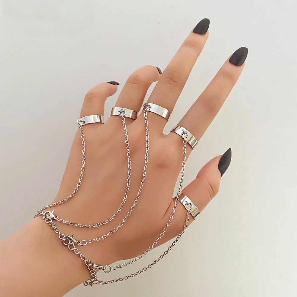 LATS Punk Silver Color Chain Wrist Bracelet Rings for Women Men Charm Set Couple Emo Detachable Ring 2022 Fashion Jewelry GiftXJ250219