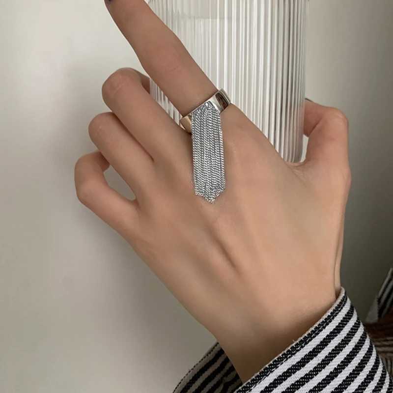 Hip Hop Punk Tassel Rings for Women Elegant Charm Vintage Unique Ring Tassel Ring Silver Color Rings Party Jewelry GiftsXJ250219