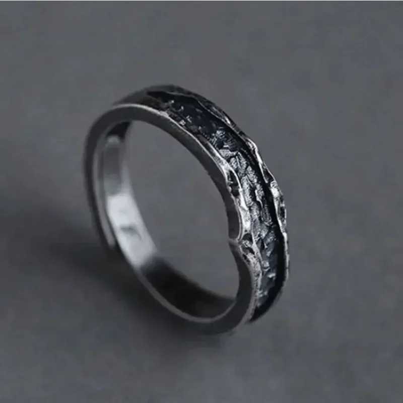 1 Pair New Trendy Abyss Couple Ring Simple Personality Cold Wind Ring Retro Old Student Men and Women Couple Ring Jewelry GiftXJ250219