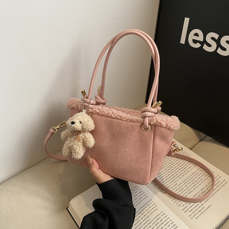 Suede handbag women in autumn and winter 2025, new plush crossbody for leisure, popular bucket bag this year #swissmilitary