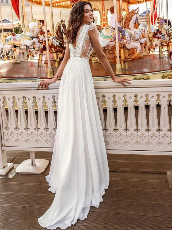 Luxury Dubai Pearls Lace Ball Gown Wedding Dresses For Bride Sexy Sleeveless Backless Straps Floor Length Wedding Gowns Beaded Appliques Garden Bridal