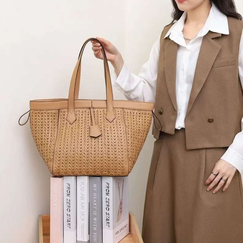 Fashionable Handmade Large Capacity Basket Women's 2025 New Export Underarm Single Shoulder Handbag Crossbody Bag