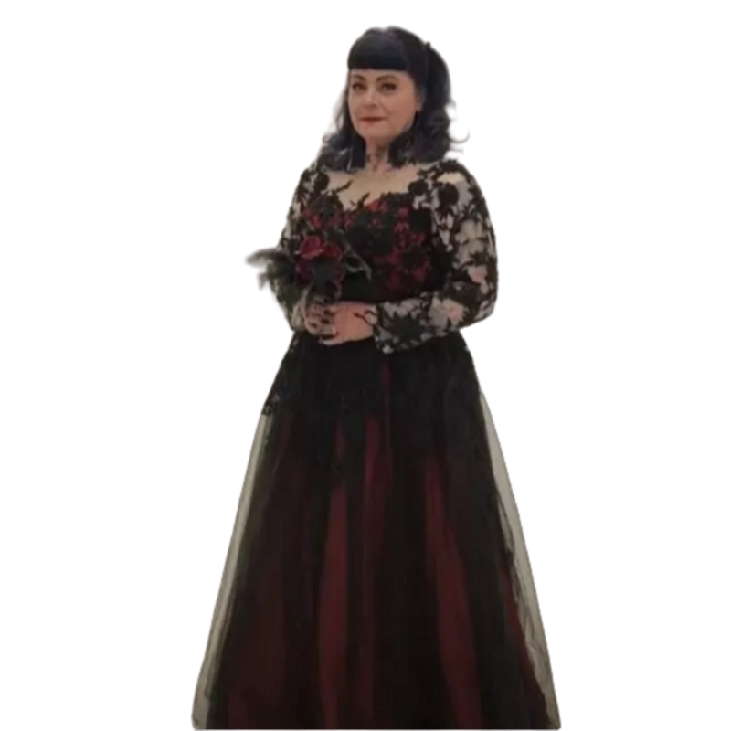 Black And Burgundy A-Line Gothic Wedding Dresses Long Sleeves Lace Appliques Floor Length Vintage Bridal Gown 2025 Vestido De Novia