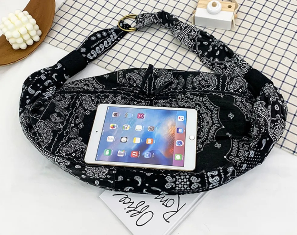 Versatile Travis Scott TS Bandanna Paisley Straddle Bag Hobo Bag Street Bag Chest Bag High Capacity 250214