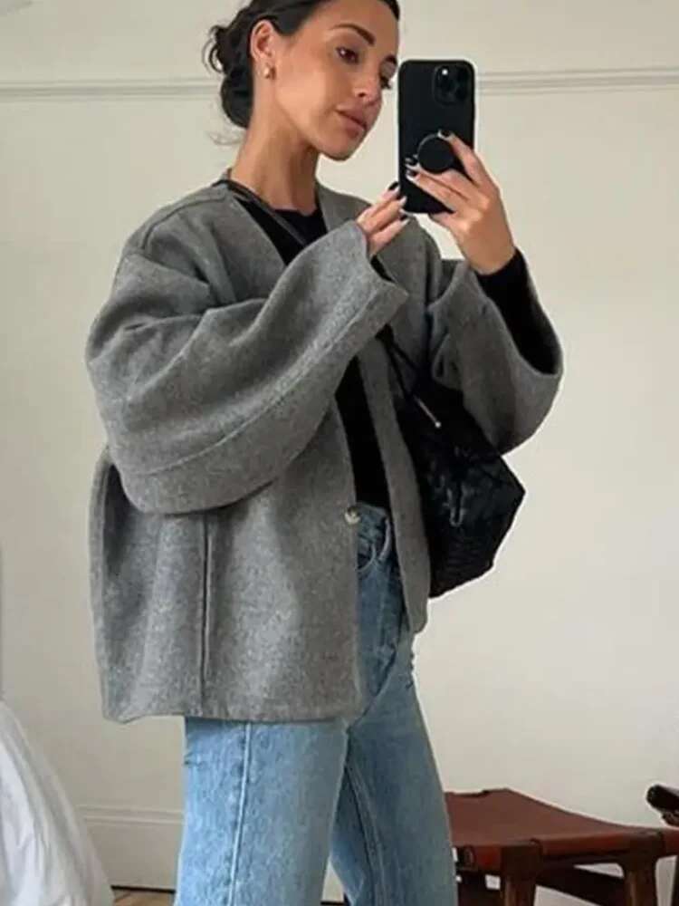Elegant Grey Woolen Women Coat V Neck One Button Long Sleeves Loose Short Jacket 2024 Autumn Winter New Lady High Street Outwear