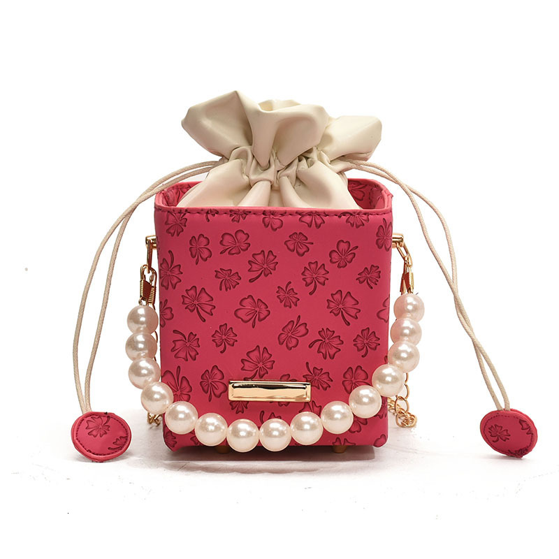 2025 Spring New Fashionable and Western Style Pearl Handheld Personalized Drawstring Chain Shoulder Strap Small Square Bag #swissmilitary