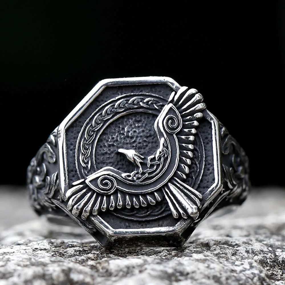2023 New Amulet 316L Stainless Steel Norse Mythology Flying Eagle Ring For Man Women Viking Pattern Jewelry Party GiftXJ250219