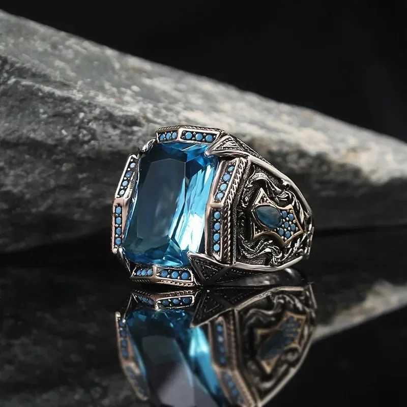 Classic Retro Rainbow Men Rings Silver Color Carving Pattern Signet Steampunk Rings for Men Birhday Gift Party Gothic JewelryXJ250219