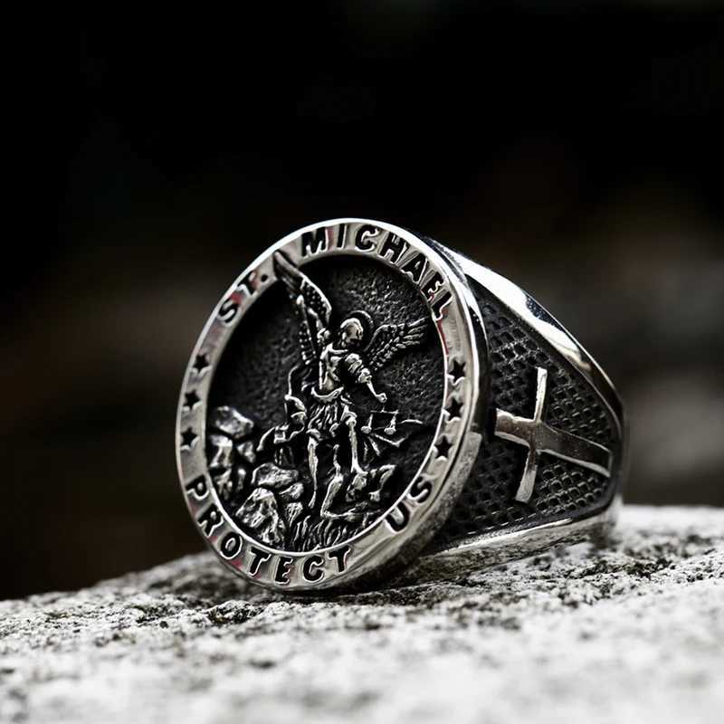 2023 new Steel Soldier Cool Stainless Steel Silver Color Christian Lorraine Archangel Michael Cross Titanium steel RingsXJ250219