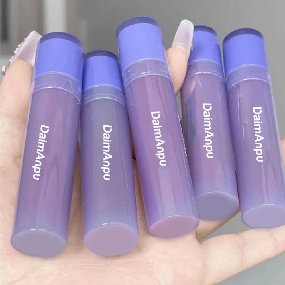 Purple Plumping Lip Gloss Mirror Water Gloss Shining and Moisturizing Highly Pigmented Lip Stain for Girls and WomenW250219
