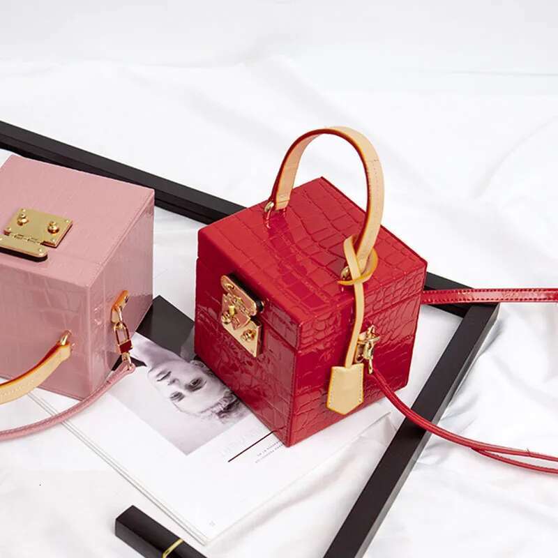 Vintage Colorful Hard Genuine Leather Shoulder Women Lock Case Fashion Small Box Ladies Crossbody Bag
