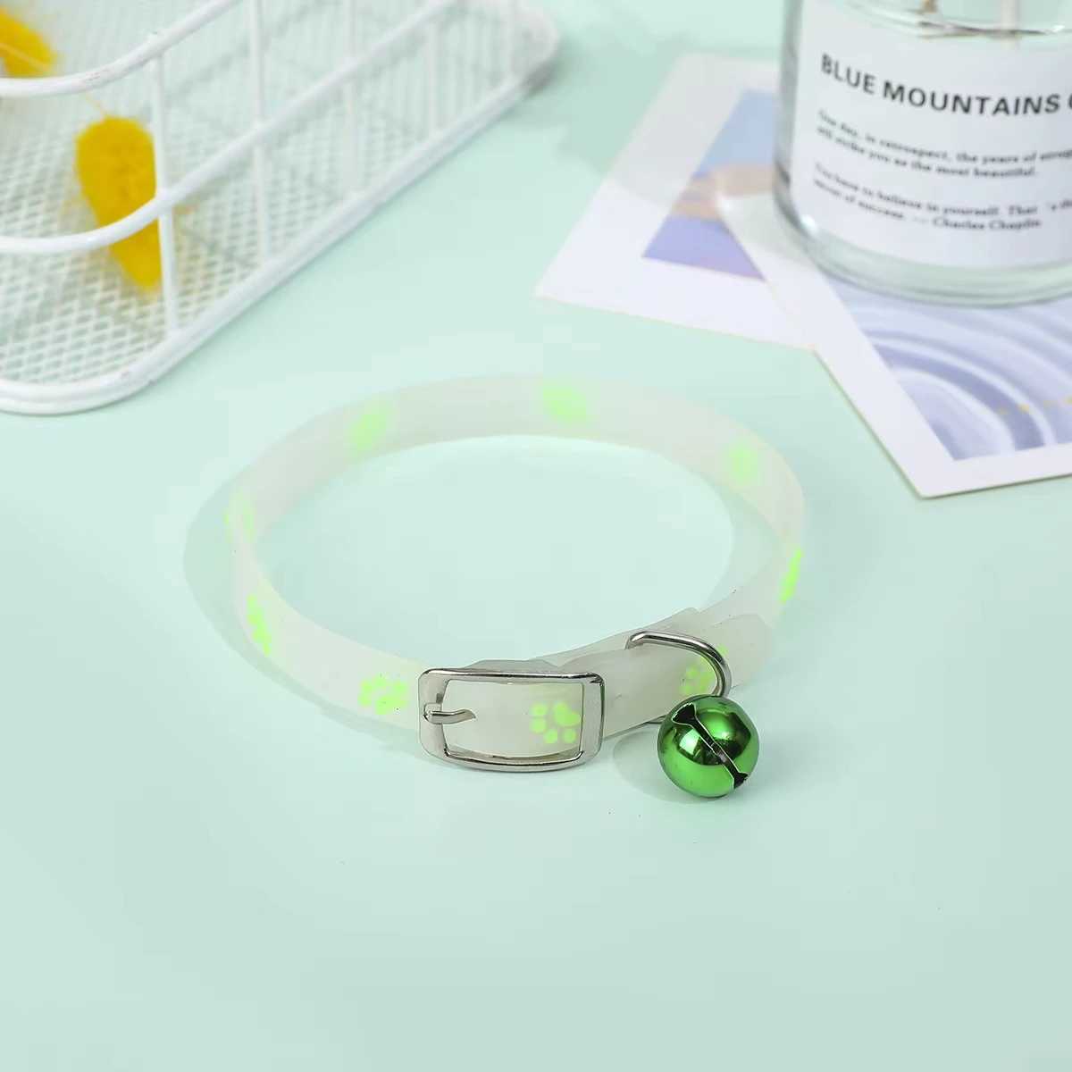 Luminous Cat Necklace Glowing Small Dog Cat Collar Anti-Loss Fluorescent Silicone Cat Bell Collar Neck Ring Pet Cat AccessoriesXJ250218
