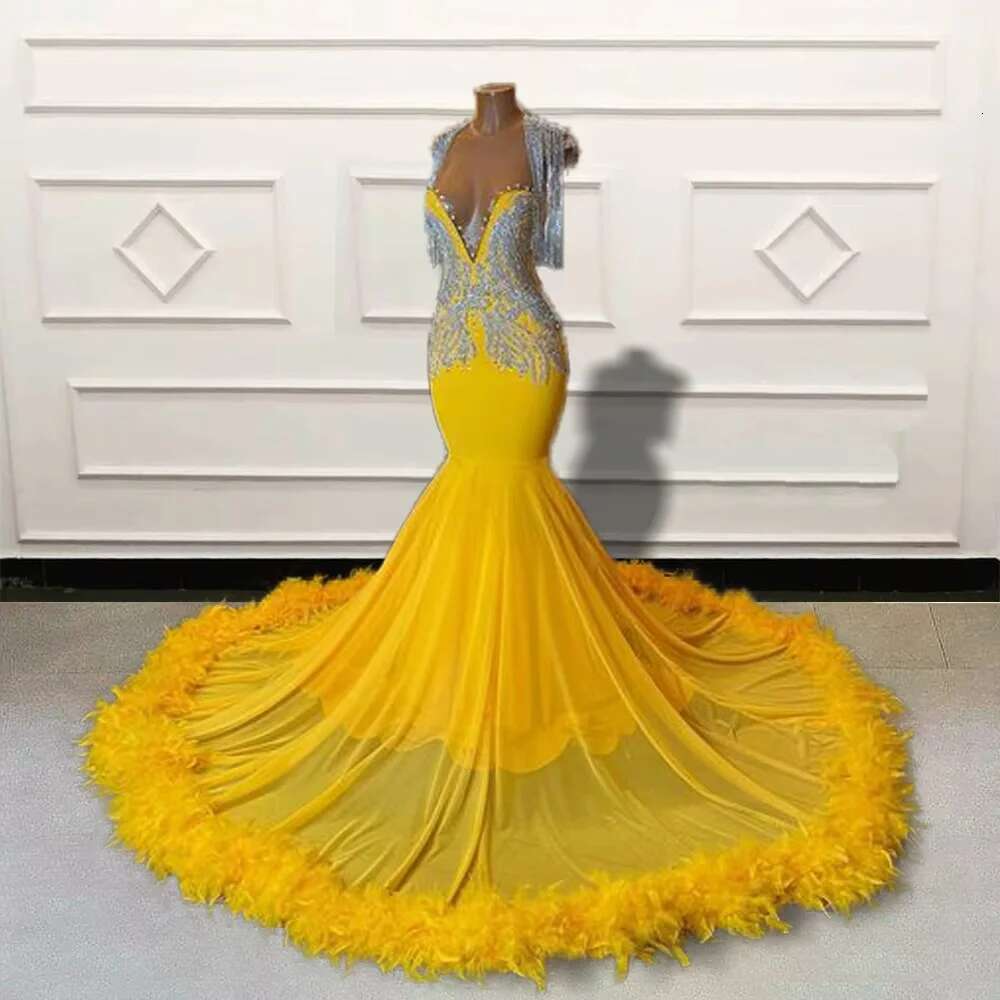 Yellow Long Prom Dresses Black Girls Rhies Sliver Beads With Feather Birthday Party Gala Dress Evening Gowns