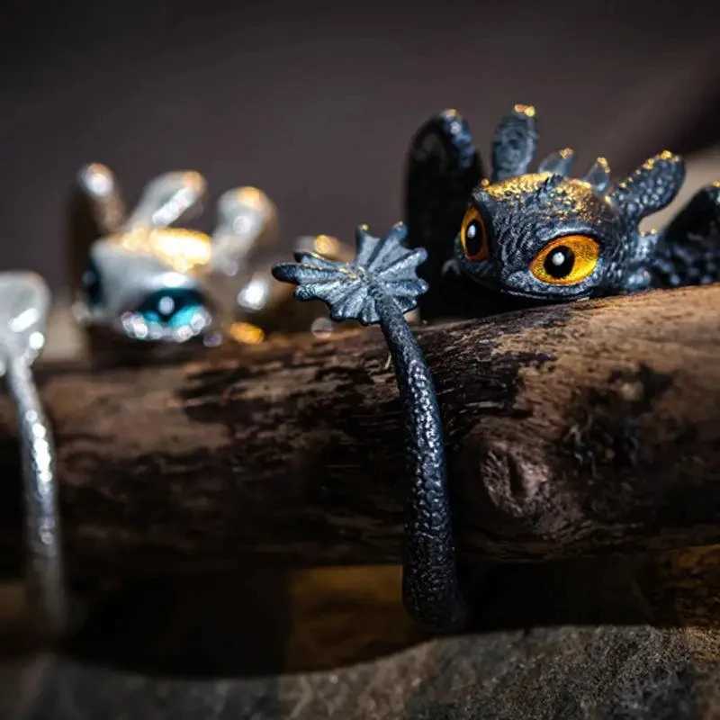2024 New Gothic Punk Dragon Ring Men Retro Animal Adjustable Finger Rings for Women Personality Magical Cool Jewelry GiftsXJ250219