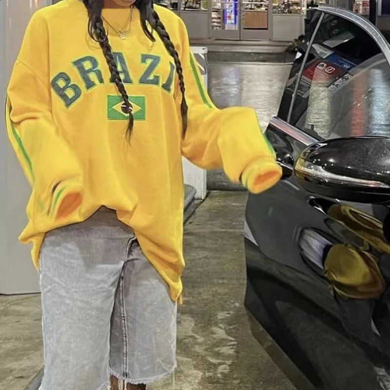 2000s Women Man Autumn Brazil Flag Yellow Oversized Hoodies Y2k Aesthetic Long Sleeve Pullover Top Vintage Sweatshirt Streetwear 250218
