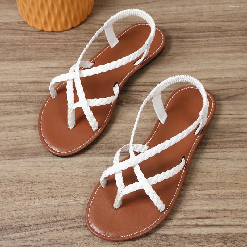 2025 S Fashion Designer Sandals Women Beach Woven Hollow Flats Casual Clip Toe Summer Walking Atos Dress Femme Slides