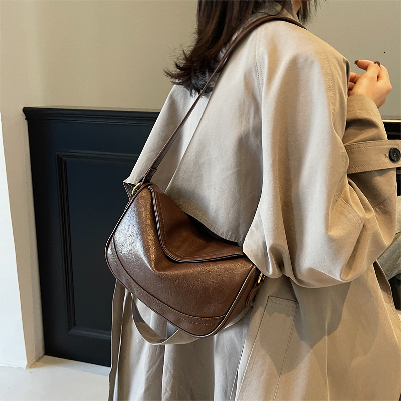 Autumn and winter niche 2025 new women's popular crossbody single shoulder armpit bags, dumpling bags #swissmilitary