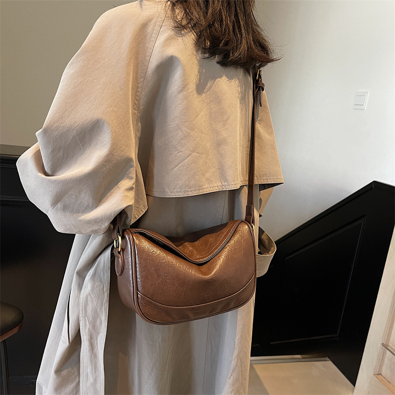 Autumn and winter niche 2025 new women's popular crossbody single shoulder armpit bags, dumpling bags #swissmilitary