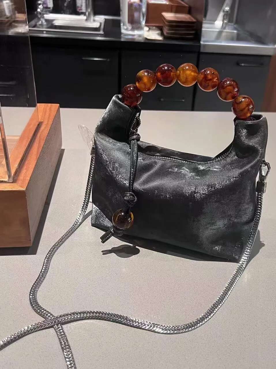 2025 New Chinese Style Genuine Leather Pearl Handbag With Retro Texture Crossbody High-End Bag, Women's Chain Bagfd24836794