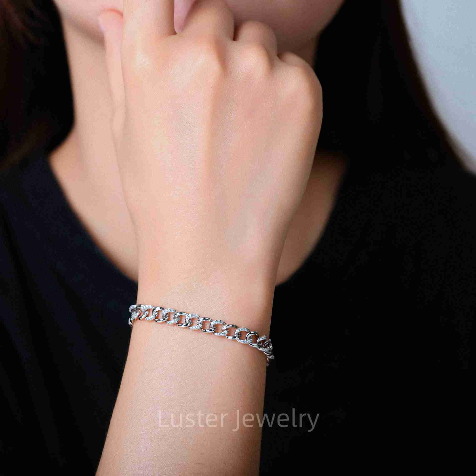 Luster 925 Silver 18k Gold Plated Moissanite Cuban Link Chain 5mm Round Cut Moissanite Silver 925 Cuban Bracelet