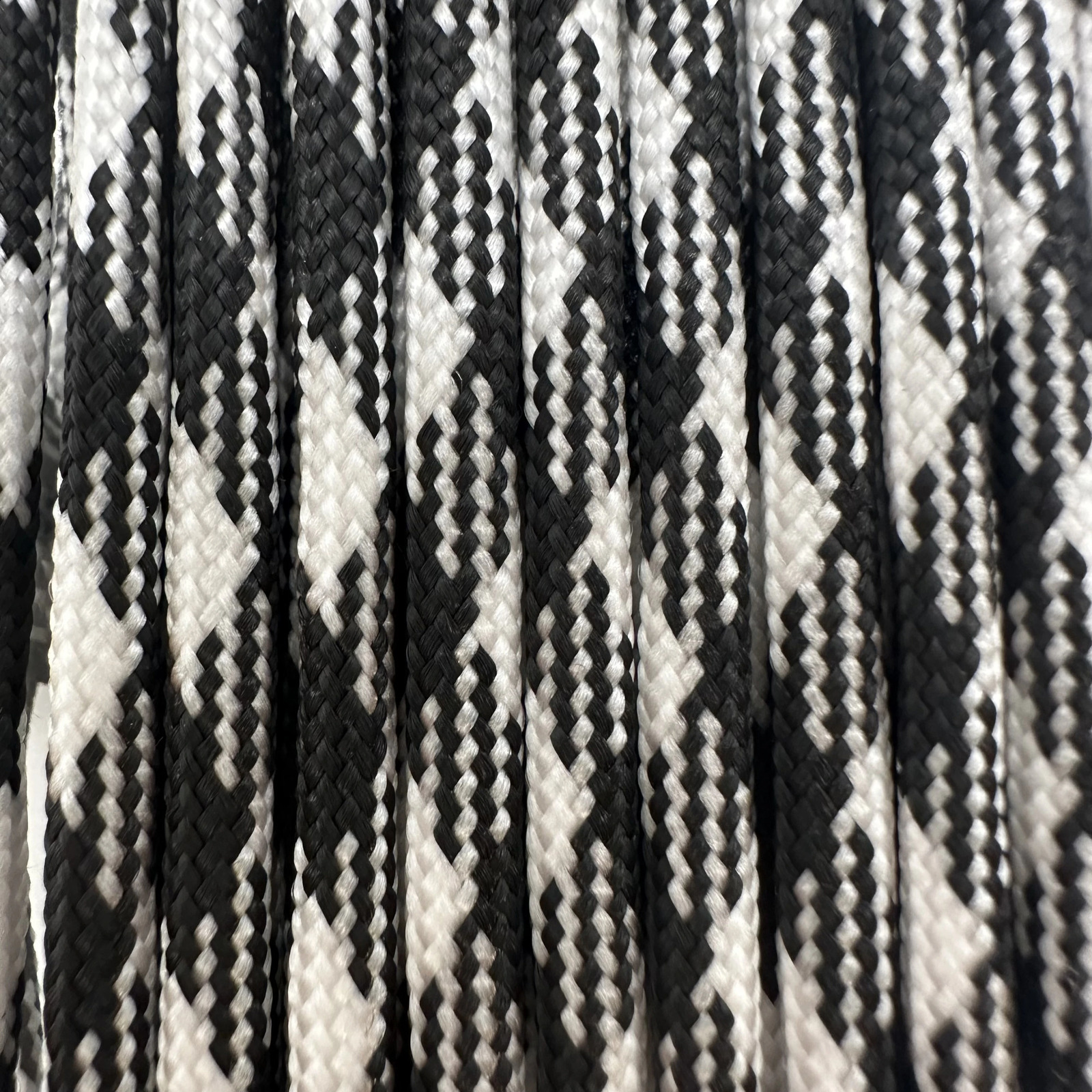 550 Paracord Outdoor Camping 5 15 30 M Dia4mm For Survival Lanyard Parachute Rope Hiking Tent Accessories 7 Cores Cord 4 Size 250213