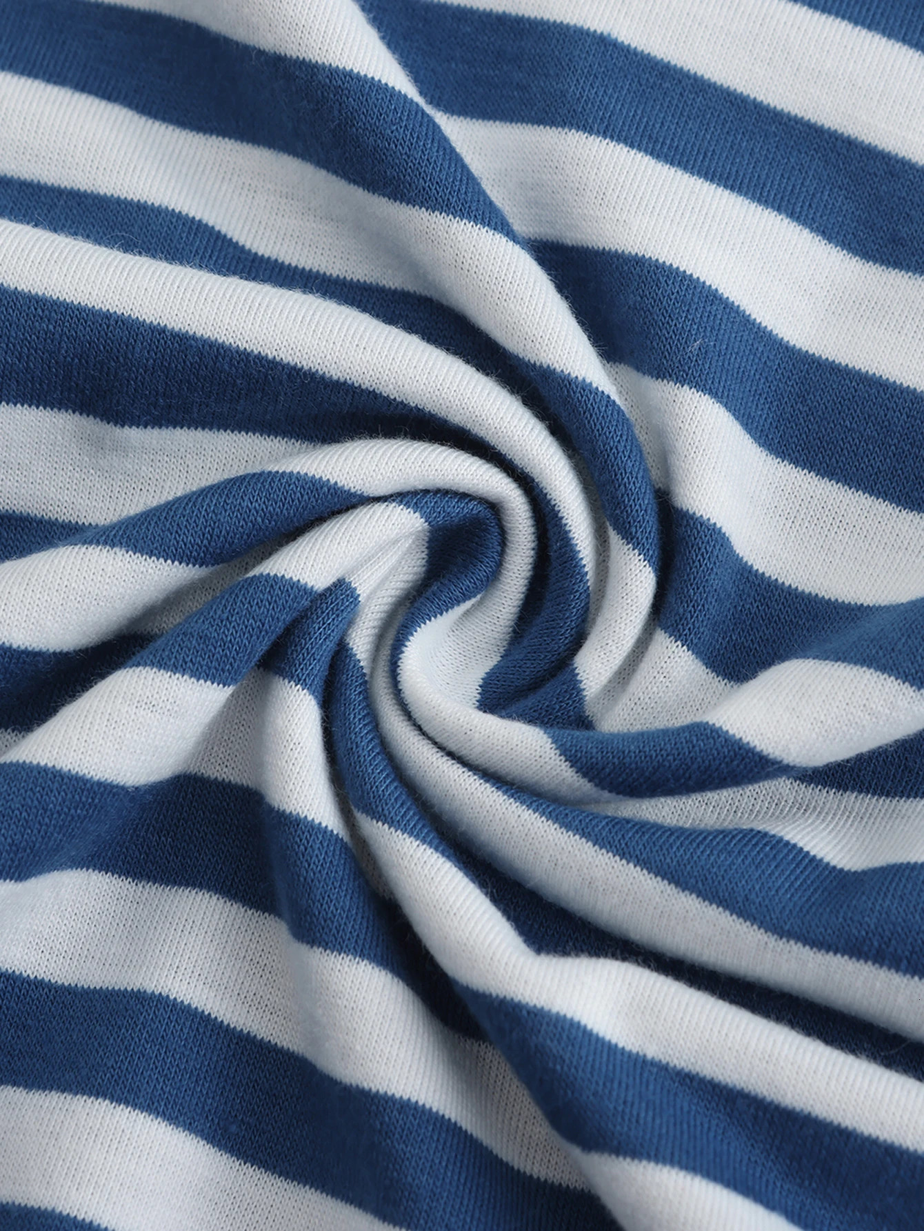 Fashionable stretch casual navy blue striped Tshirt for men long sleeved base shirt mens clothing 250213